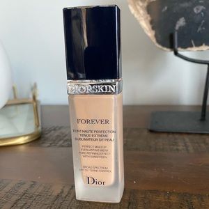 Dior Forever Foundation Shade 020